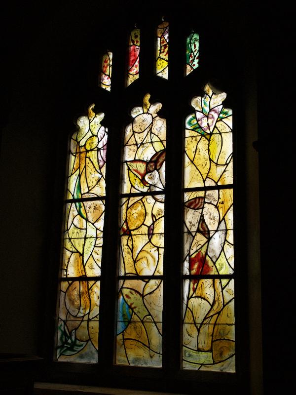 Tudeley, England: All Saints' Church: south nave window 2 (installed 1967-1985, Marc Chagall)