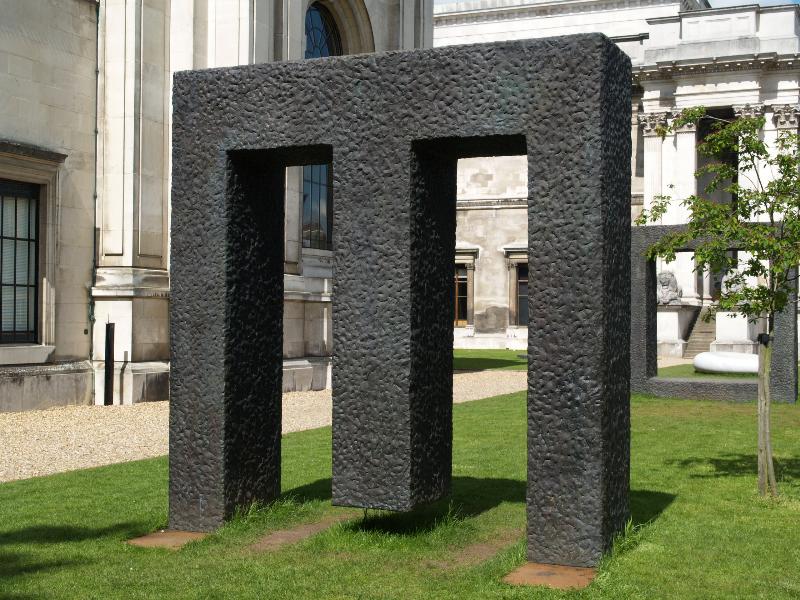 Cambridge, England: Fitzwilliam Museum: Tensei Tenmoku (2010, Ken Yasuda)