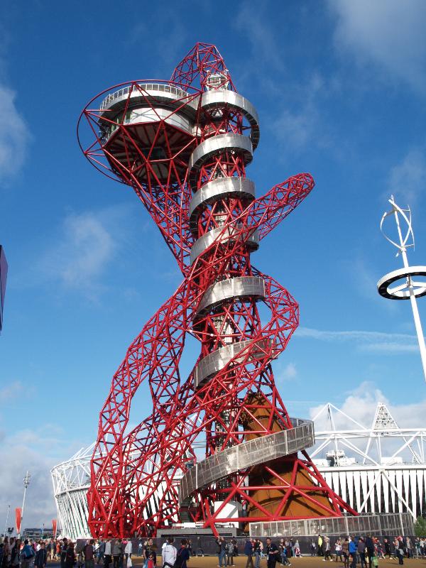 London, England: Olympic Park, ArcelorMittal Orbit: view (2010-2012, Anish Kapoor with Cecil Balmond of engineering Group Arup, architect Ushida Findlay Architects)