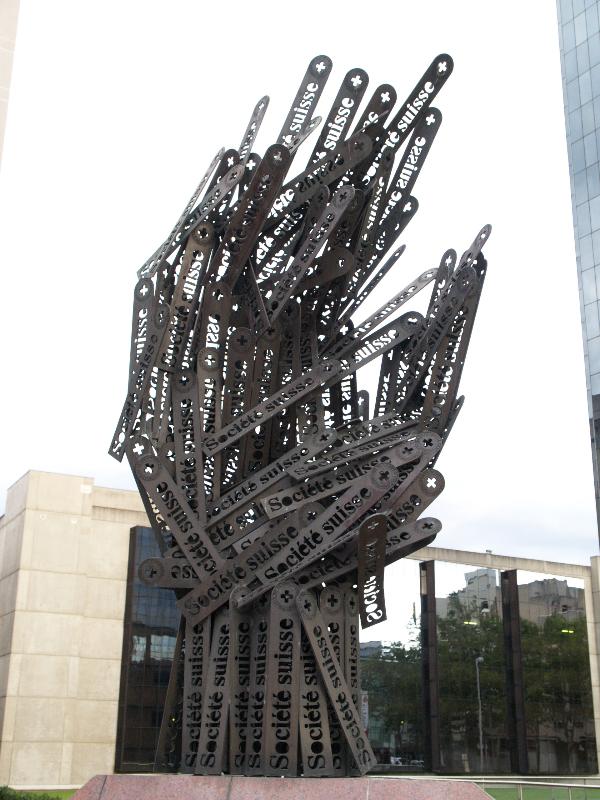 Lyon, France: Boulevard Jules Ferry: La Main Tendue (1989, sculptor Arman)