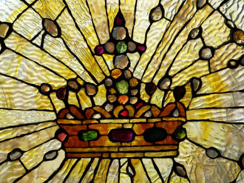 Southampton, New York (NY): St. Andrew's Dune Church: Holbrook Memorial Window, crown (Tiffany)