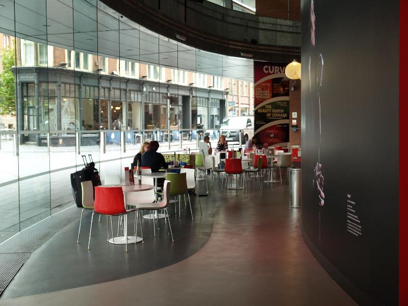Leicester, England: Rutland Street: The Curve, cafe (2008, architect Rafael Vinoly and engineered by Adams Kara Taylor)