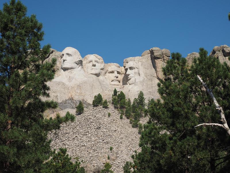 Keystone, South Dakota (SD): Mt Rushmore: view (monument 1927-1941, lead sculptor Gutzon Borglum)