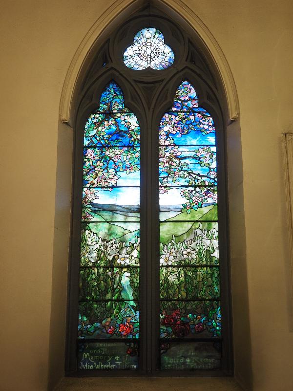 Bronx, New York (NY): St James Episcopal Church, Fordham: Tiffany Memorial Window, Lilies and Apple Blossoms (1902, Tiffany Studios)