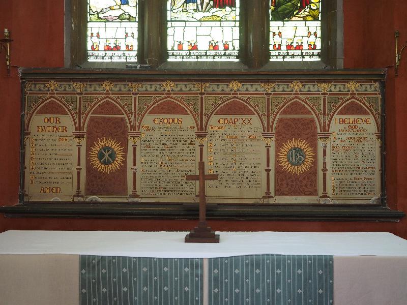 Exning, England: St Martin's Church: reredos
