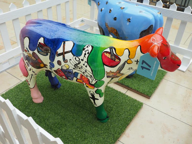 Cambridge, England: Grand Arcade: Ms Mary Moo (St Mary's Cambridge)