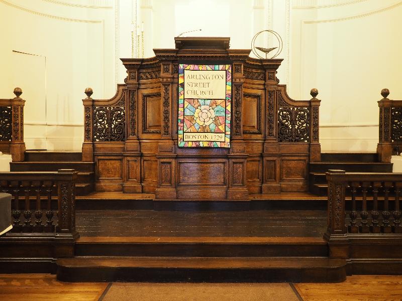 Boston, Massachusetts (MA): Arlington Street Church: pulpit