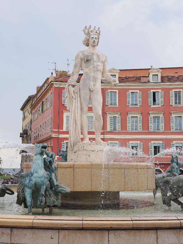 Nice, France: Fontaine du Soleil: Apollo (unveiled 1956, Alfred Janniot)