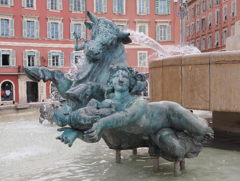 Nice, France: Fontaine du Soleil: Earth (unveiled 1956, Alfred Janniot)