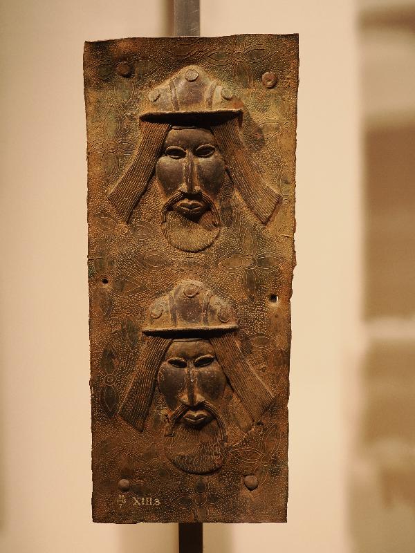 London, England: British Museum: cast brass plaque, two heads (16th century, Benin, Nigeria)