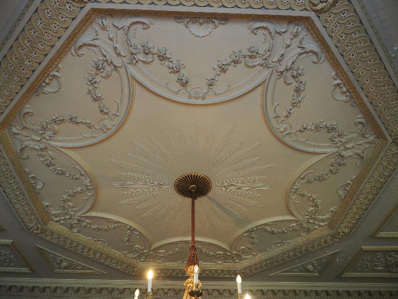 Wimpole, England: Wimpole Hall: breakfast room