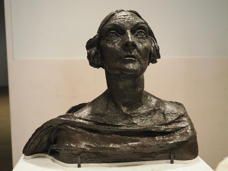 London, England: National Portrait Gallery: Sybil Thorndike (1925, Jacob Epstein)
