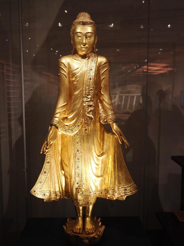 London, England: British Museum: standing Buddha image (ca. 1850-1899, British Burma)