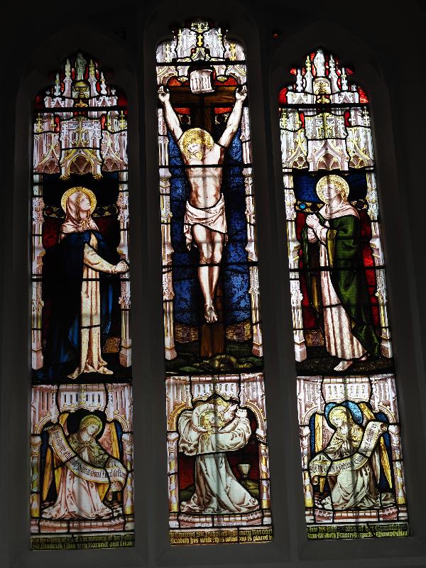 Cambridge, England: St Andrew's Church, Chesterton: Crucifixion, Chinnery Memorial Window