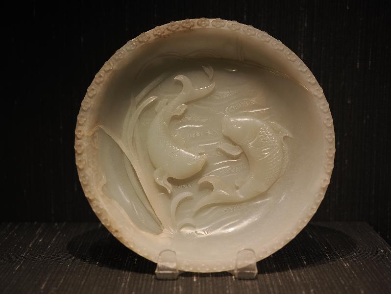 London, England: British Museum: jade dish with two fish among reeds (1600-1800, China)