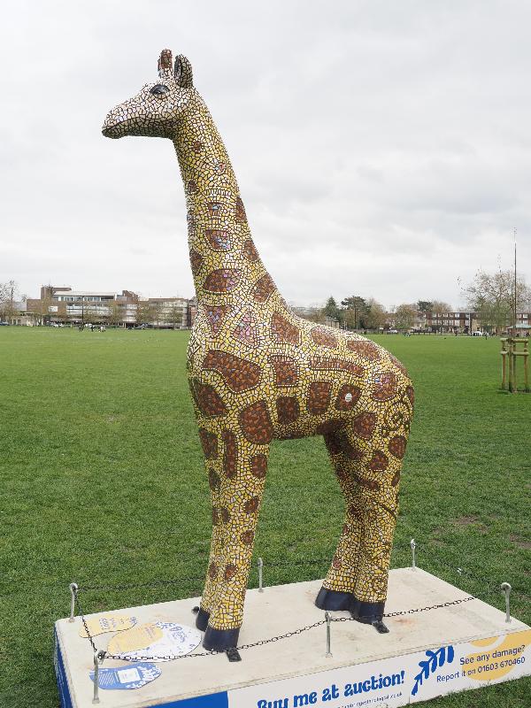 Cambridge, England: Parker's Piece: Savannah's Golden Guardian Artist (Revecca Amphlett - Dandelion Mosaics)