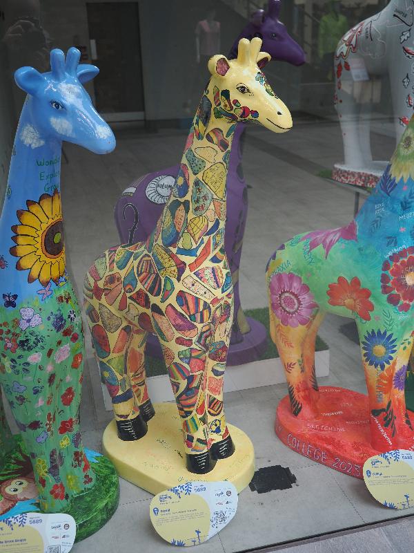 Cambridge, England: Grafton Centre: Gerald (Papworth Trust - Saxongate)