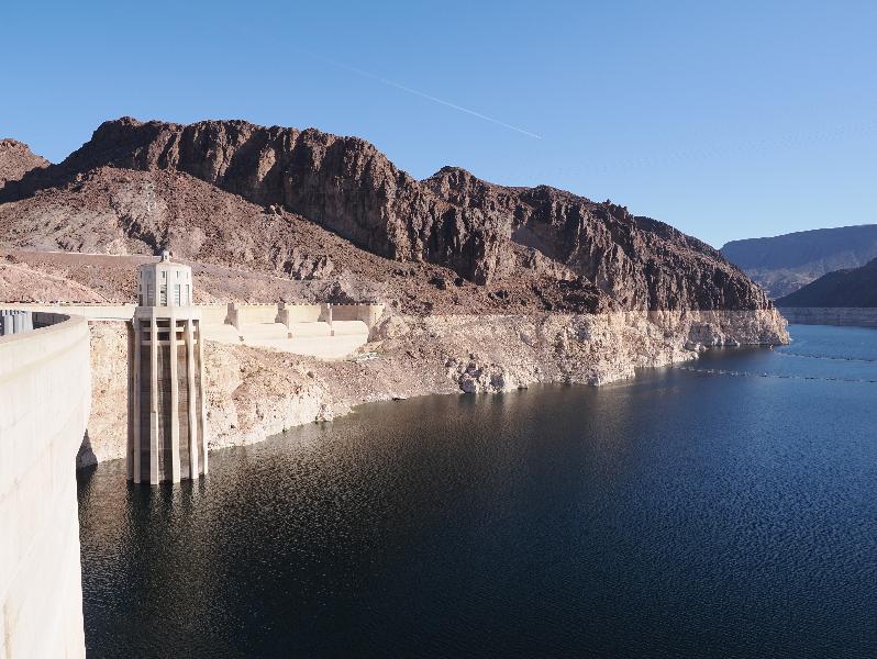 Hoover Dam, Nevada (NV) / Arizona (AZ): Hoover Dam Access Road: rocky hill along Colorado River