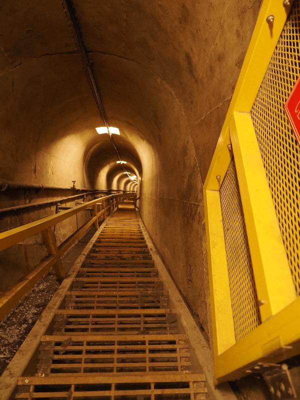 Hoover Dam, Nevada (NV) / Arizona (AZ): Hoover Dam Access Road: long stairway down