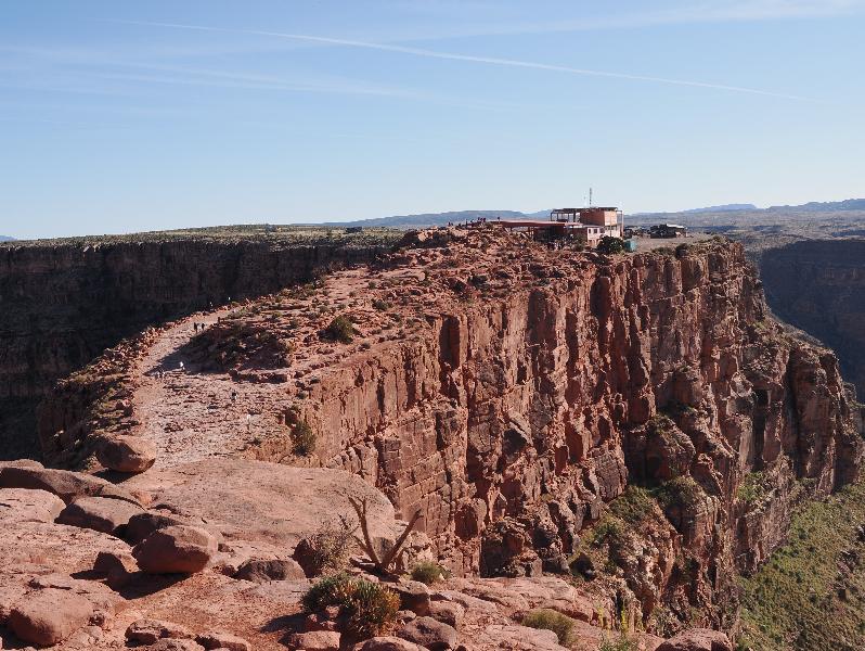 Grand Canyon West, Arizona (AZ): Guano Point: view back towards parking area