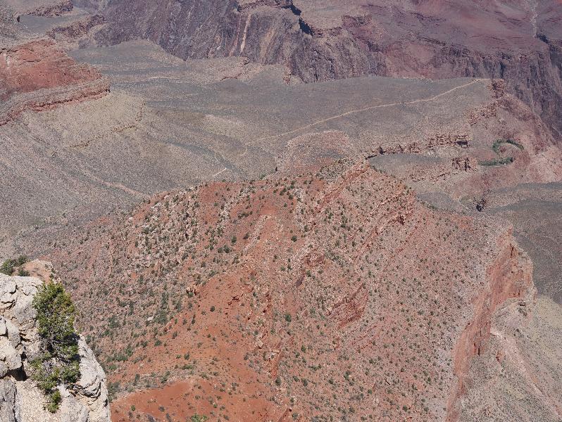 Grand Canyon Village, Arizona (AZ): Rim Trail: view towards Bright Angel Trail