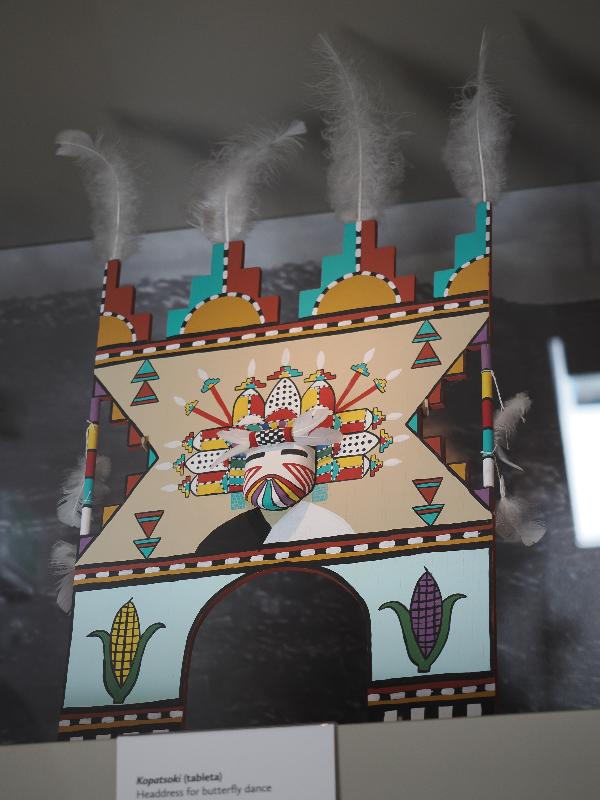 Flagstaff, Arizona (AZ): Museum of Northern Arizona: Kopatsoki (tableta), headdress for butterfly dance (late 20th century) (wood, paint, turkey feathers)