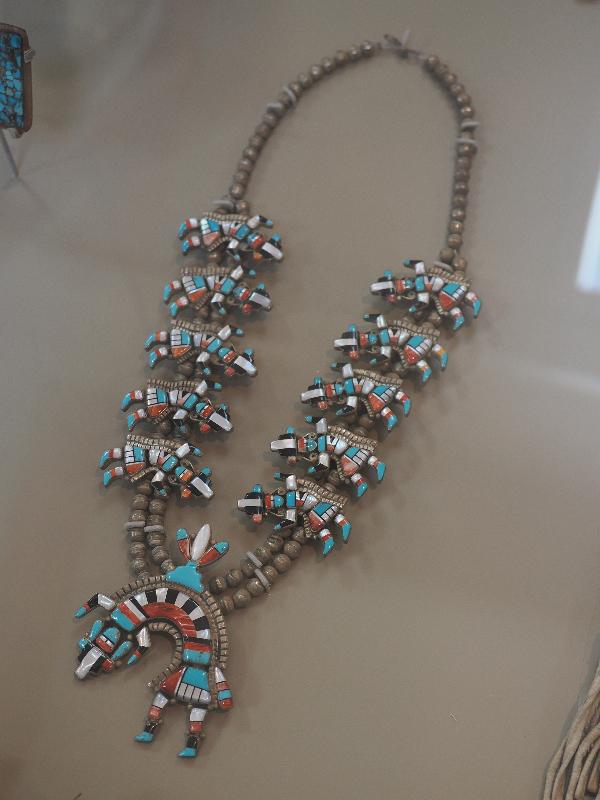 Flagstaff, Arizona (AZ): Museum of Northern Arizona: Zuni inlay necklace and earrings, Amidolanne (rainbow design) (20th century) (silver, turquoise, mother of pearl, spiny oyster, jet)