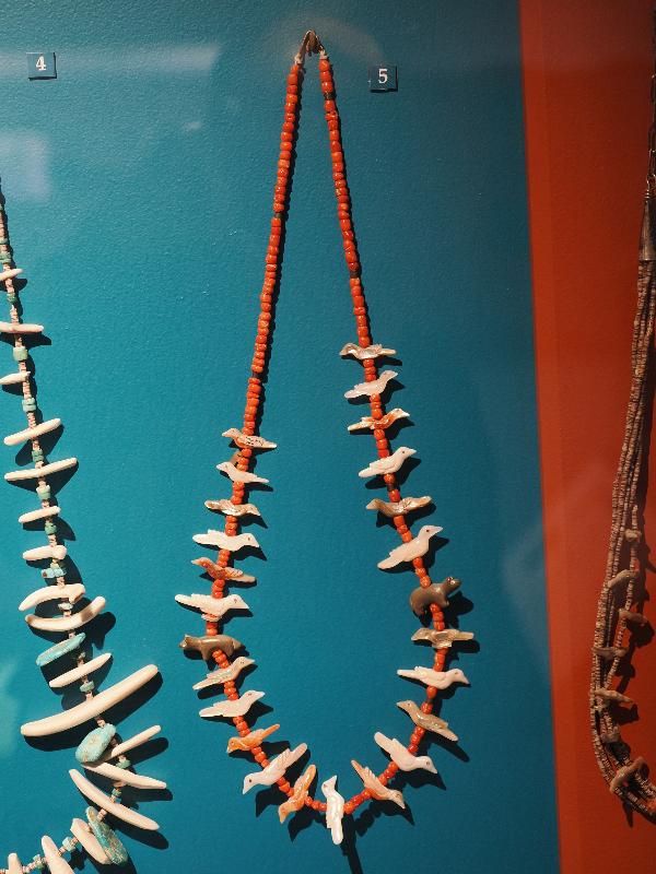 Flagstaff, Arizona (AZ): Museum of Northern Arizona: fetish necklace (1950-1970, David Tsekiwa, Zuni) (coral, turquoise, abalone, mother-of-pearl, serpentine)