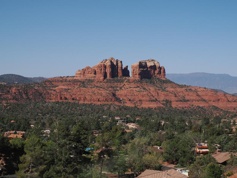 Sedona, Arizona (AZ): Chapel of the Holy Cross: view towards Cathedral Rock