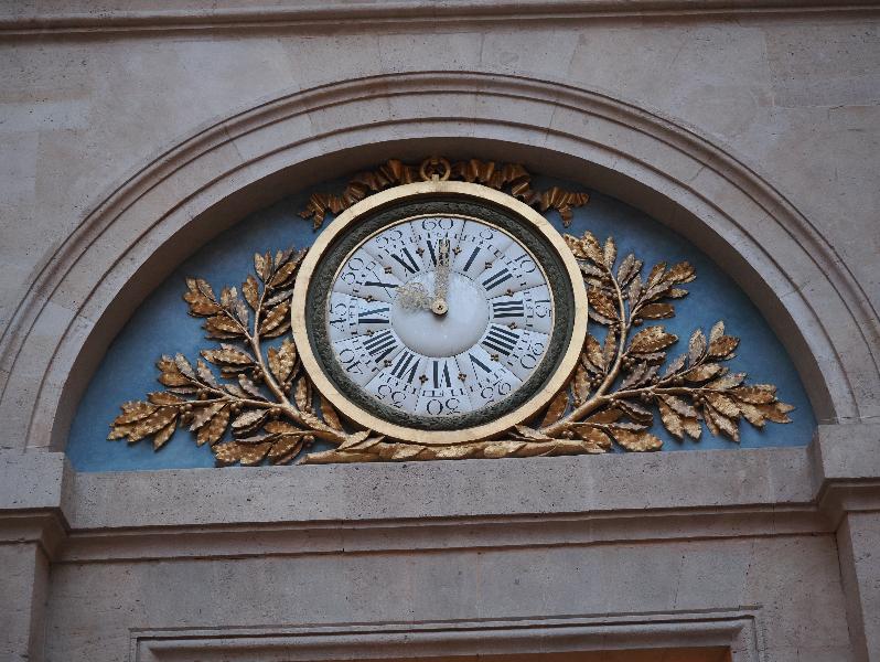 Paris, France: Hotel de la Marine: clock