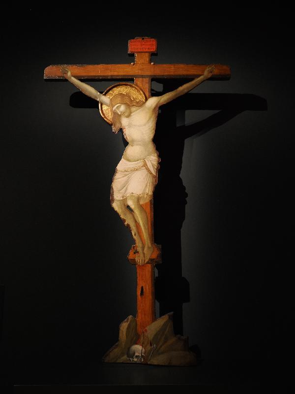 London, England: National Gallery: Cut-out Crucifix (about 1315-1320, Pietro Lorenzetti)
