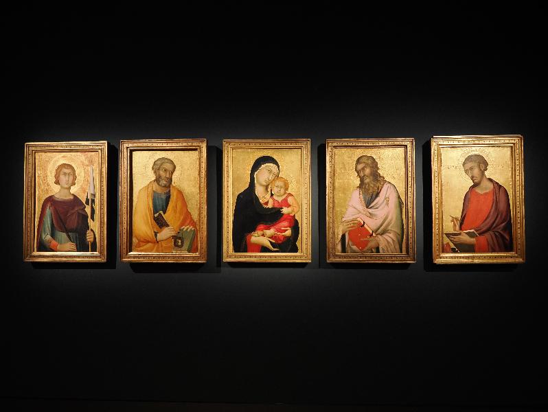 London, England: National Gallery: Palazzo Pubblico altarpiece (about 1326-1330, Simone Martini) (Saint Ansanus, Saint Peter, Madonna and Child, Saint Andrew, Saint Luke)