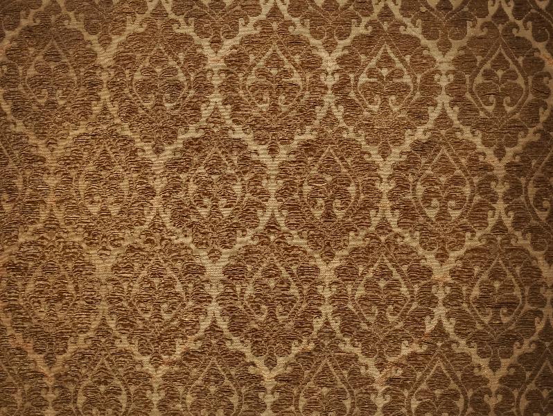 London, England: National Gallery: textile fragment (late 13th - mid 14th century, Central Asia) (faded red silk with large palmette design)