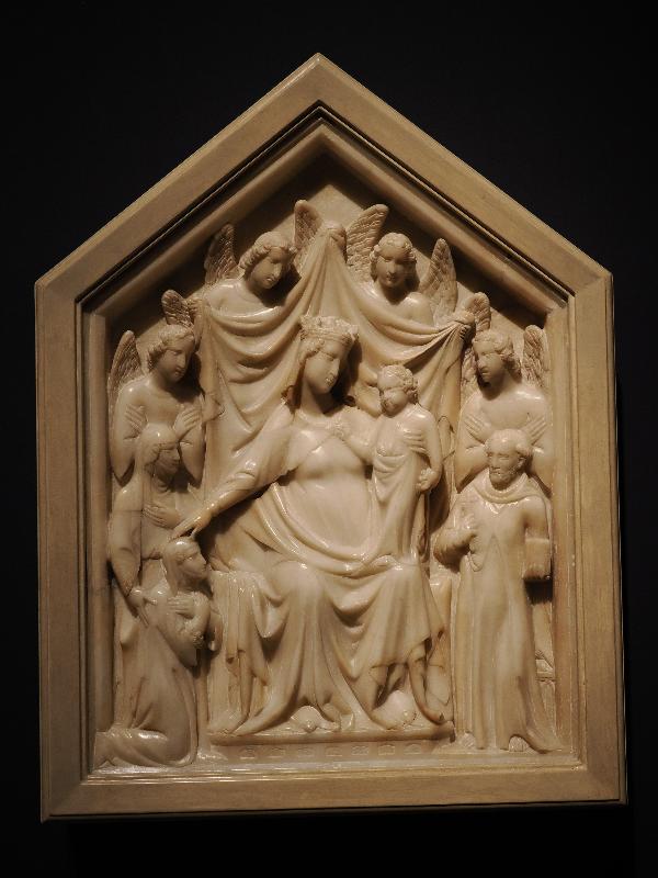 London, England: National Gallery: The Virgin and Child with Queen Sancia, Saints and Angels (1332-1333, Tino di Camaino)