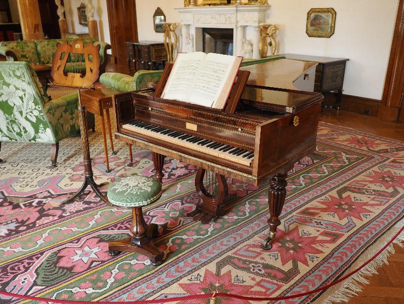 Ickworth, England: Ickworth House, Library: Forte Piano (ca. 1823, Muzio Clementi)