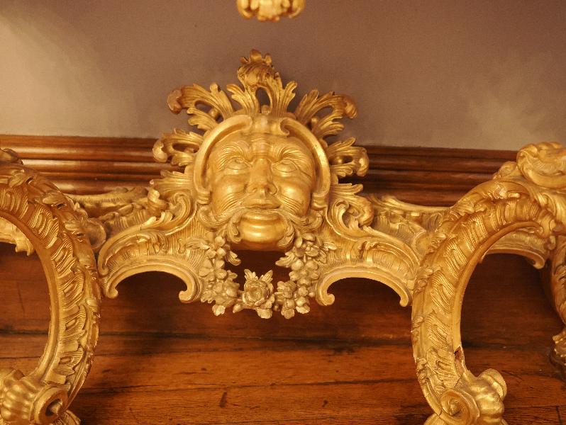 Ickworth, England: Ickworth House, Drawing Room: side table decoration
