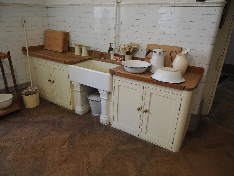 Ickworth, England: Ickworth House, Basement: sink
