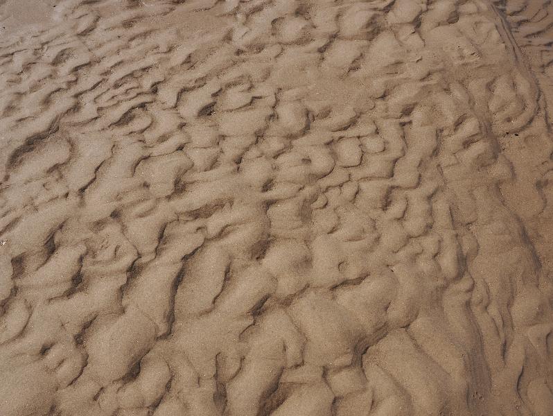 Wells-next-the-Sea, England: beach: ripples in sand