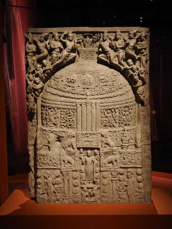 London, England: British Museum: Buddha at the stupa entrance (about AD 250, Amaravati stupa, Andhra Pradesh, India)