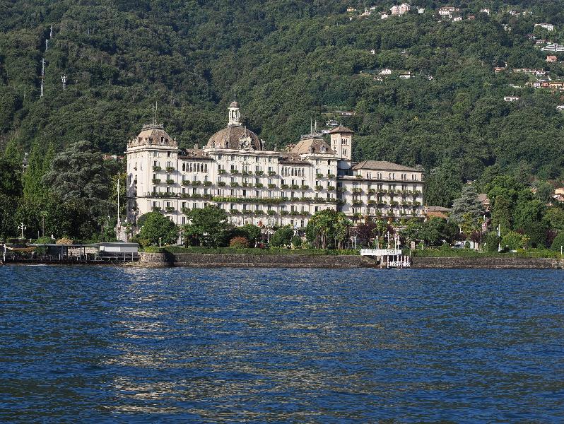 Lake Maggiore, Italy: view of Grand Hotel Des Iles Borromees from ferry