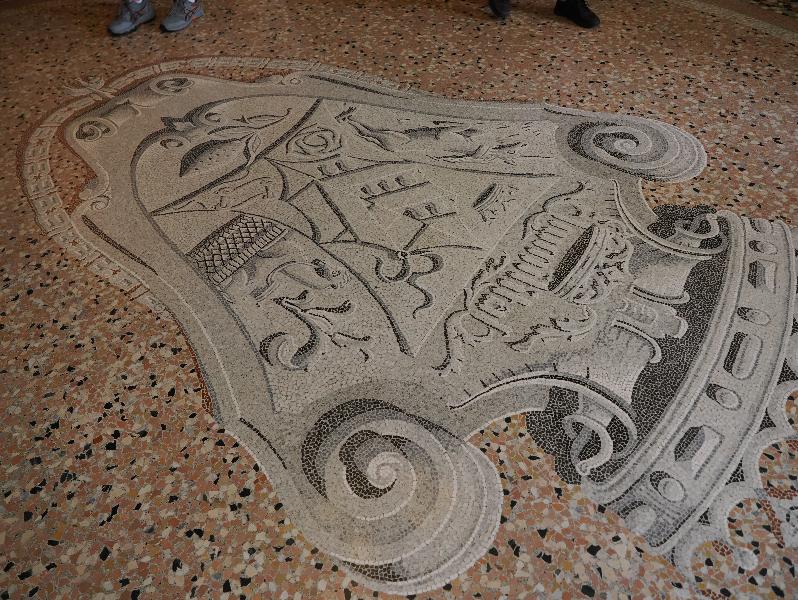 Isola Bella, Italy: Palazzo Borromeo, La Sala del Trono (The Throne Room): floor mosaic
