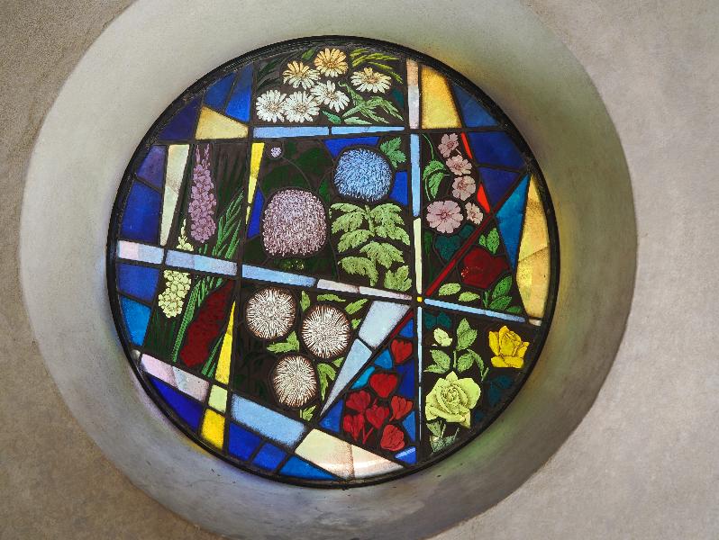 Verbania, Italy: Giardini Botanici di Villa Taranto, chapel: flowers window (ca. 1965, Paolo Rivetta)