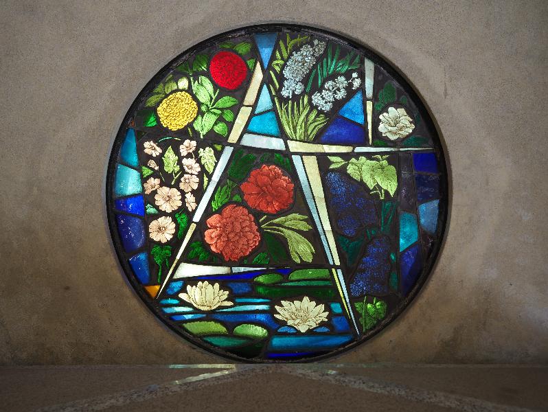Verbania, Italy: Giardini Botanici di Villa Taranto, chapel: flowers window (ca. 1965, Paolo Rivetta)