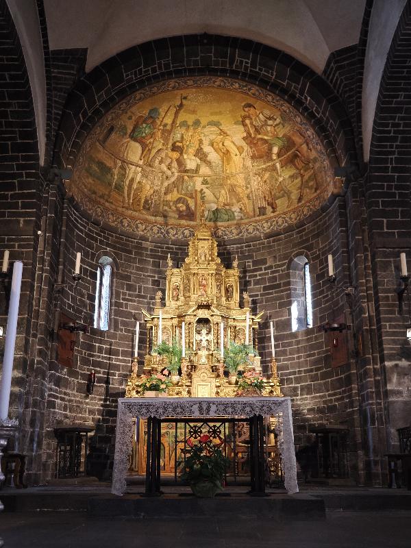 Bellagio, Italy: Basilica di San Giacomo: chancel
