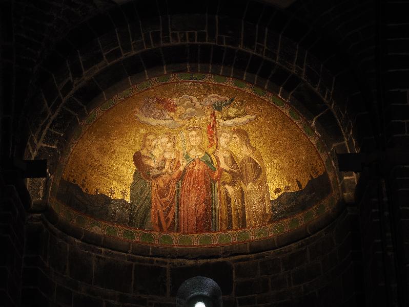 Bellagio, Italy: Basilica di San Giacomo: St Ursula and holy virgins (early 1900s, Castemari of Venice)