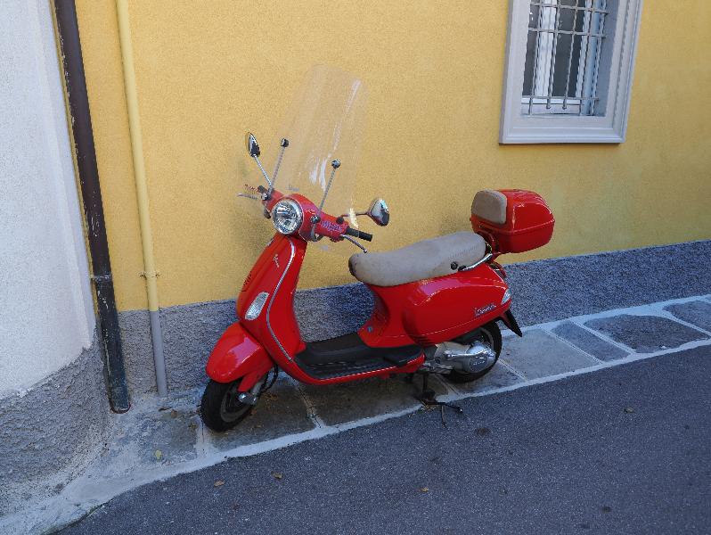Bellagio, Italy: red Vespa