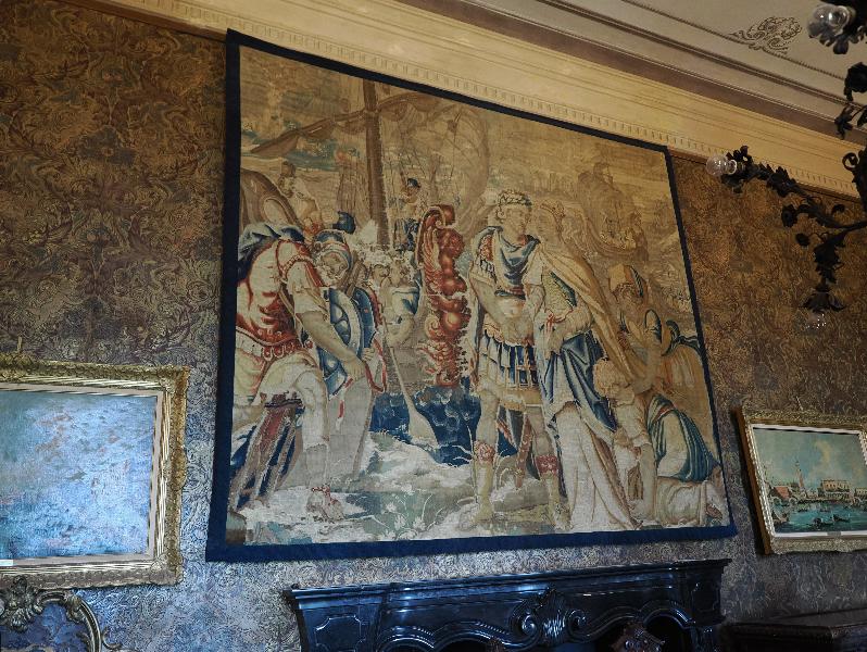 Varenna, Italy: Villa Monastero, Black Room: mythological scene