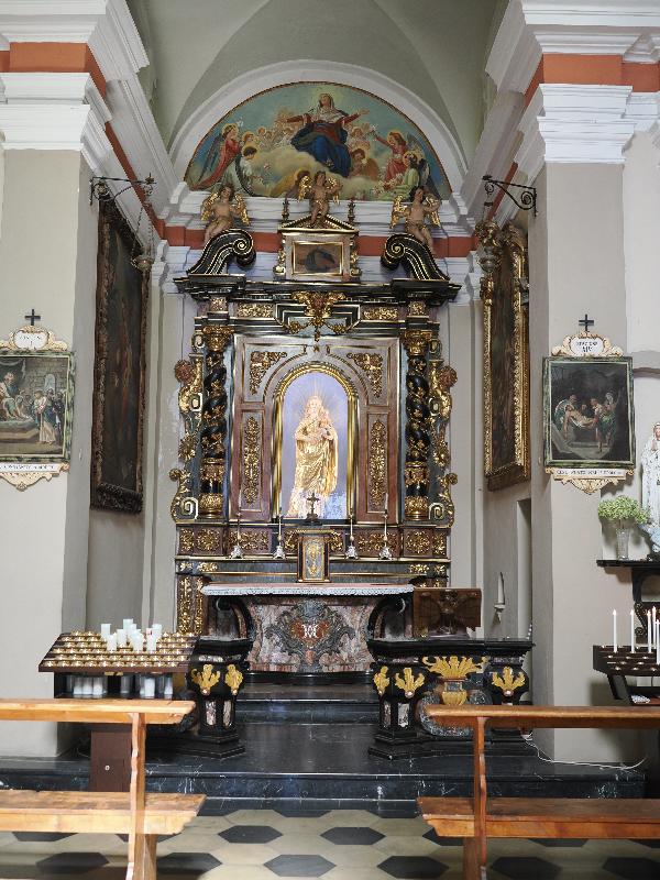 Varenna, Italy: Church of Santa Maria delle Grazie: chancel