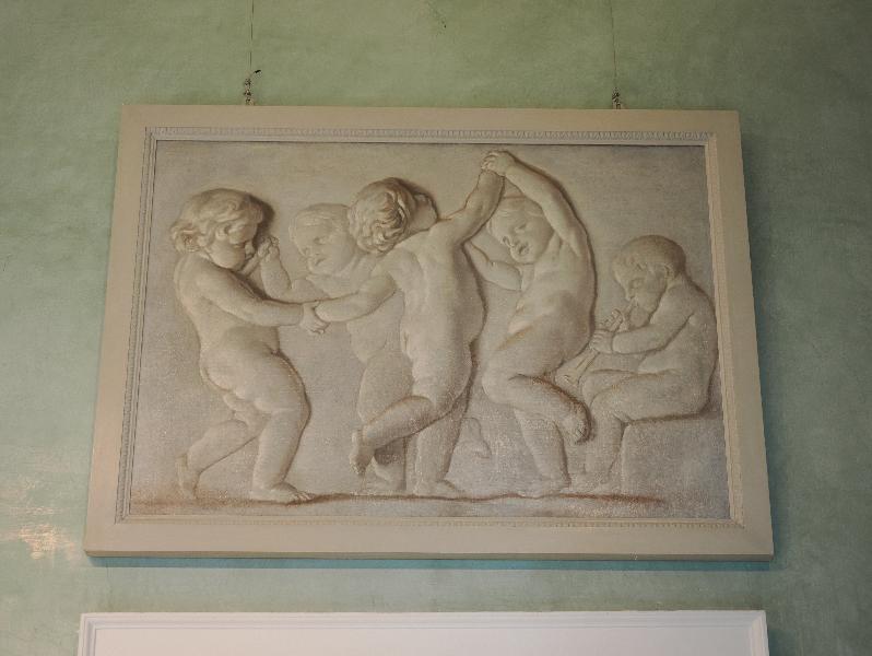Tremezzina, Italy: Villa Carlotta, Palamedes Room: playing and dancing putti