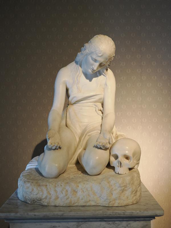 Tremezzina, Italy: Villa Carlotta, Magdalene Room: Penitent Magdalene (early 19th century, Antonio Canova)